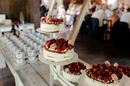Cake decoration with initials