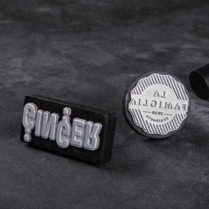 Stämpel med egen logo, mönster och text | Stämpel och bläck set