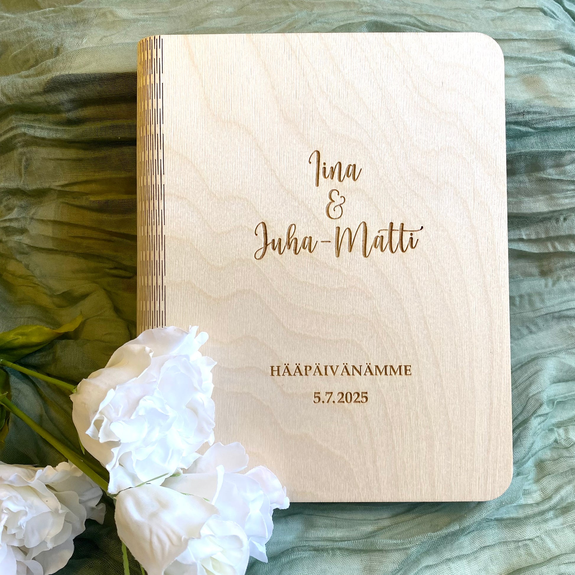 Vieraskirja hääjuhlaan omalla nimellä - Eco Decor.fi