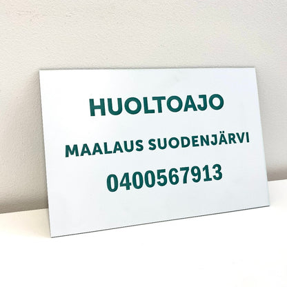  Kaiverrettu kyltti omalla tekstillä
